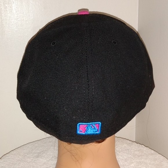 New Era "Boston " 7 5/8 fitted Cap NY Mets color - Picture 3 of 8